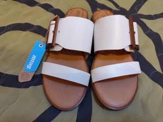 Sandalias blancas Mustang