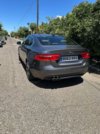 Jaguar XE 2018