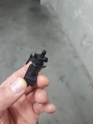 Interruptor embrague Mercedes Vito W638