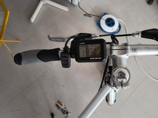 Bicicletta pieghevole a pedalata assistita