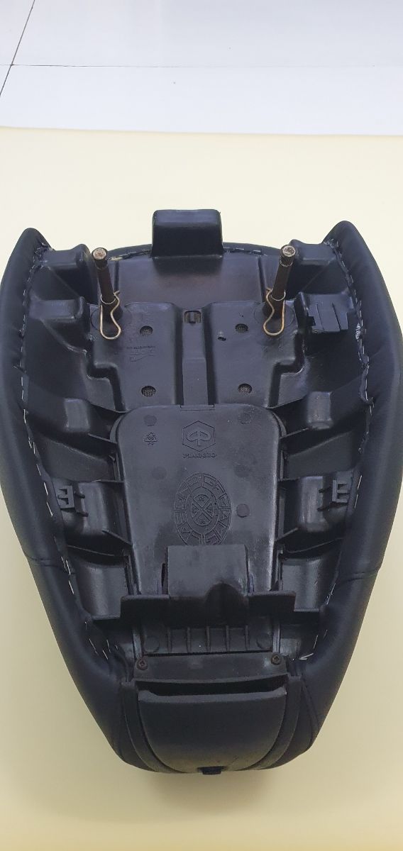 asiento piaggio hexagon 