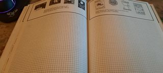 ALBUM DE SELLOS ANTIGUO