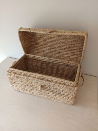 Bagul de vímet / Baúl de mimbre