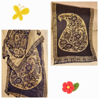 Foulard pashmina fantasia floreale blu e oro