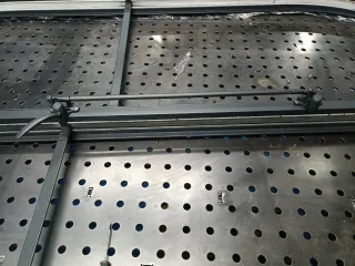 Buscamos oficial metalista, cerrajero, soldador