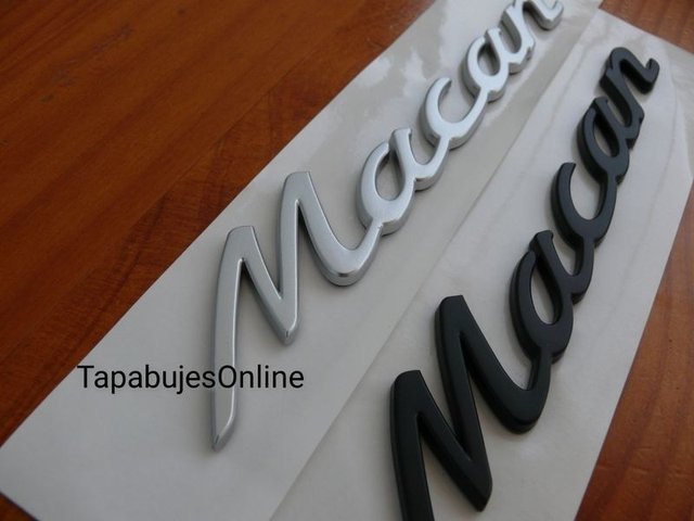 LETRAS LOGOTIPO MACAN MALETERO NEGRAS PLATA NEGRO
