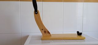 Jamonero de madera