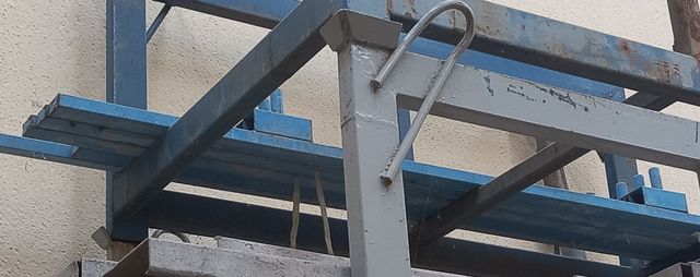 SOPANDAS DE 2 M DE HIERRO PARA APUNTALAR