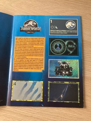 album jurassic world panini