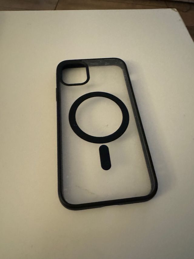 Iphone 11 rojo 64 gb con protector + funda