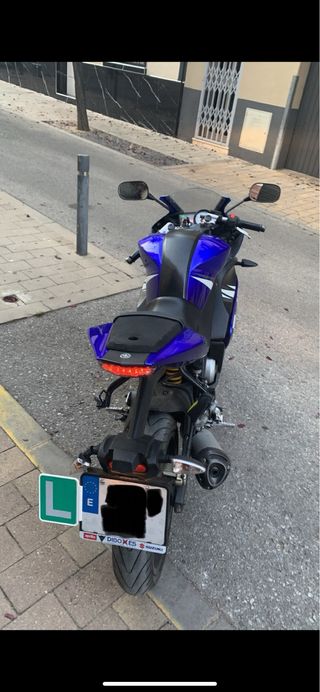 Yamaha yzf r125