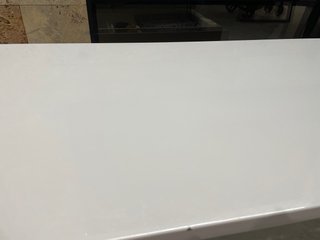 Vendo mesa elevable blanca brillo 1,10x60