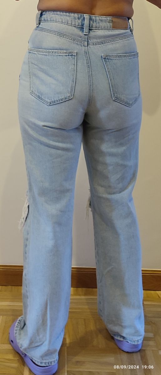 Pantalón vaquero campana