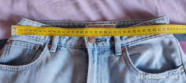 Pantalón vaquero campana