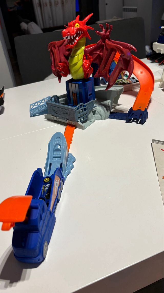 Hot Wheel Ataque del Dragon
