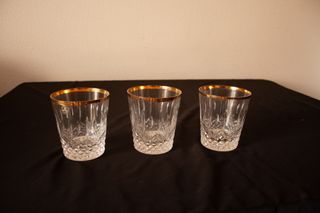 Vasos Yuguslavos Filos Dorados