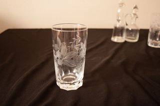 Lote Jarra Y Vasos tallados con plata de ley