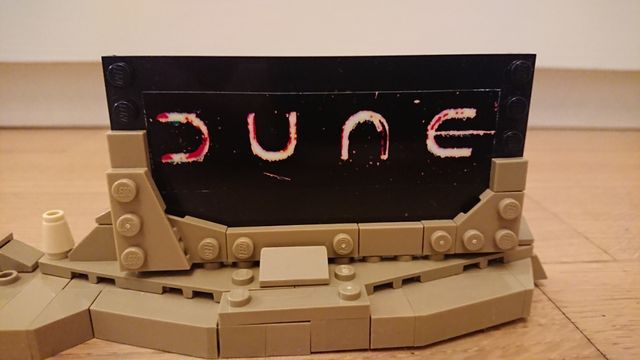 LEGO 10327 Minifigure Stand -Minifig. not included