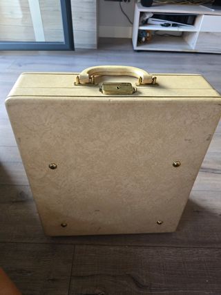 Máquina de escribir antigua