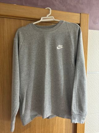 Sudaderas Nike gris y negro