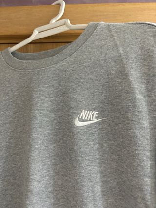 Sudaderas Nike gris y negro