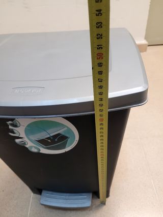 Cubo de basura curver