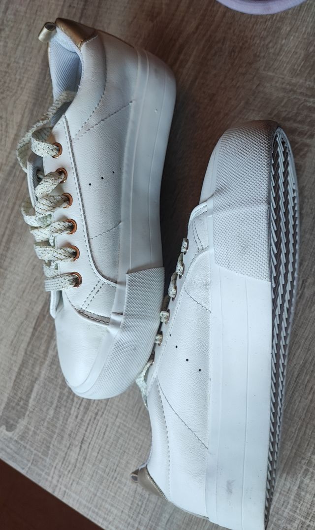 Zapatillas chica talla 36