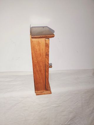 Mueble caja armario llavero joyero madera bronce