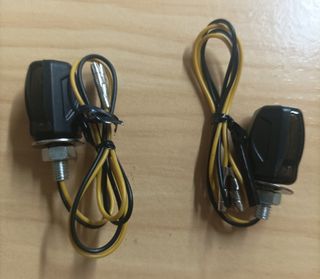Yengs, luces de intermitencia moto