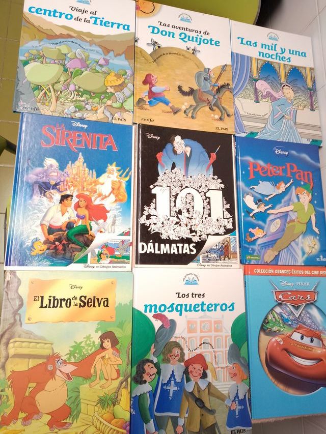 LOTE (II) DE 9 INFANTILES Y JUVENILES