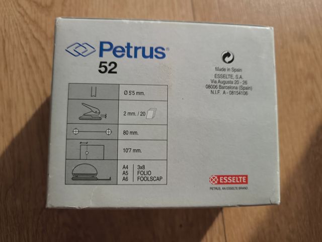 Taladradora de papel Petrus 52