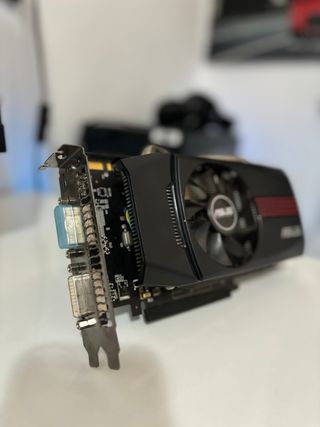 Tarjeta gráfica Asus GeForce GTX 560 ENGTX560 1GB