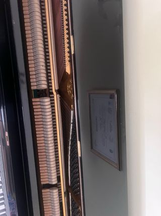 Piano vertical