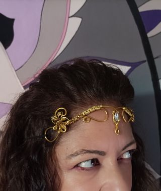 Diadema de elfo dorada. Tiara medieval