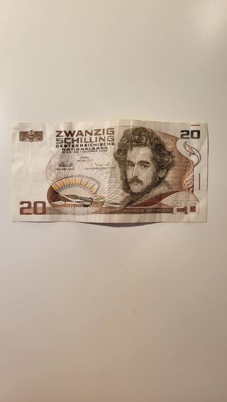 Billetes antiguos fuera de uso