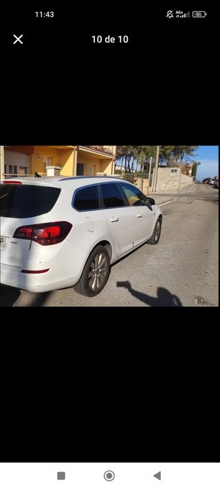 Opel Astra 2011