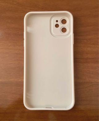 cover bianca iphone 11 con dettagli "L" nera