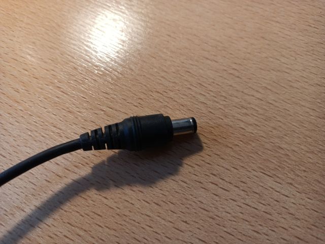 Fuente de alimentación portátil TOSHIBA