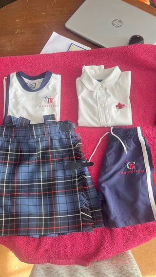 Uniforme colegio Montessori Zaragoza
