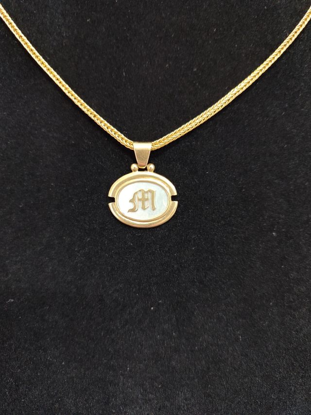 Colgante de Oro 18k y Nácar