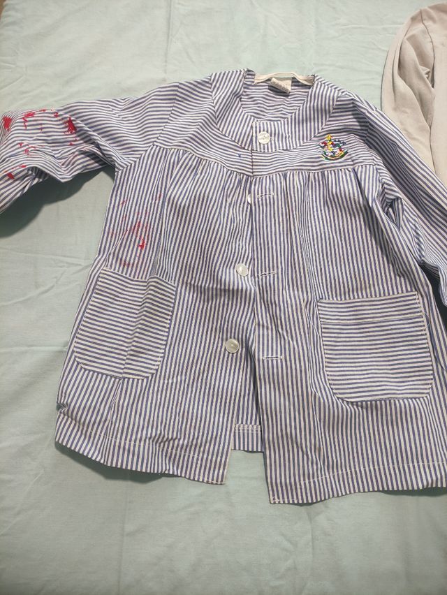 Uniforme Sagrada Familia Talla 2