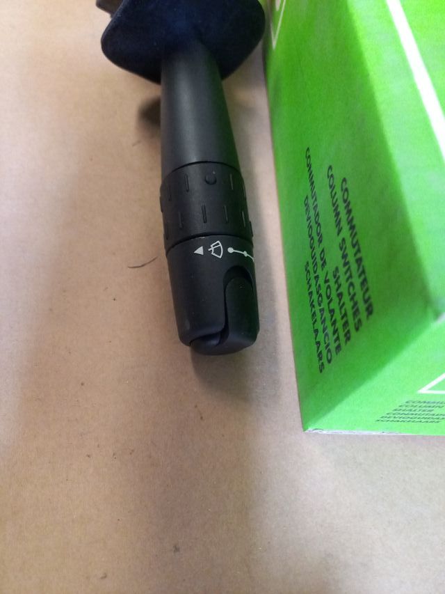 Conmutador de limpiaparabrisas Peugeot 406 251261