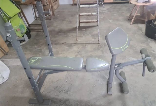 Maquina de ejercicios