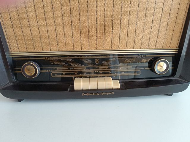 Radio anni 50 Philips l' Alfiere 2