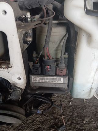BOMBA DE DIRECCIÓN 6Q0423155AJ