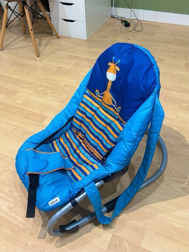 Hamaca balancin respaldo ajustable.