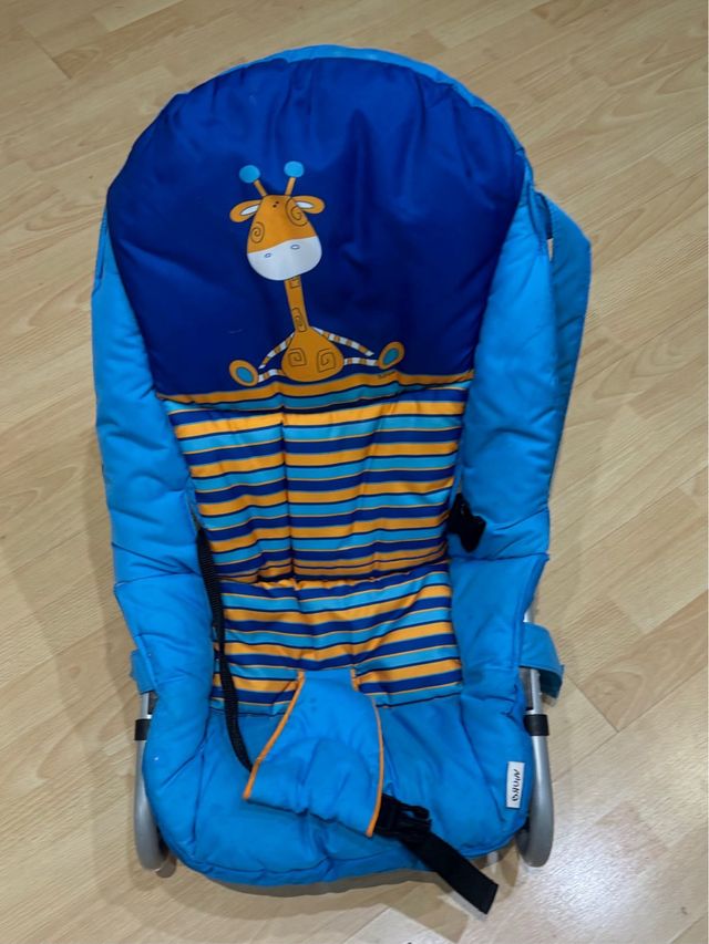 Hamaca balancin respaldo ajustable.