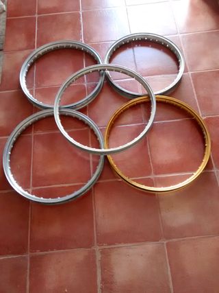 LLANTAS DE CICLOMOTOR PUCH DERBI RIEJU ETC
