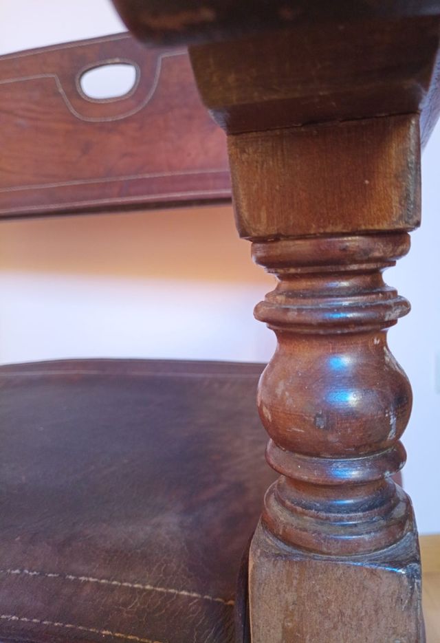 SILLON FRAILERO MADERA Y PIEL