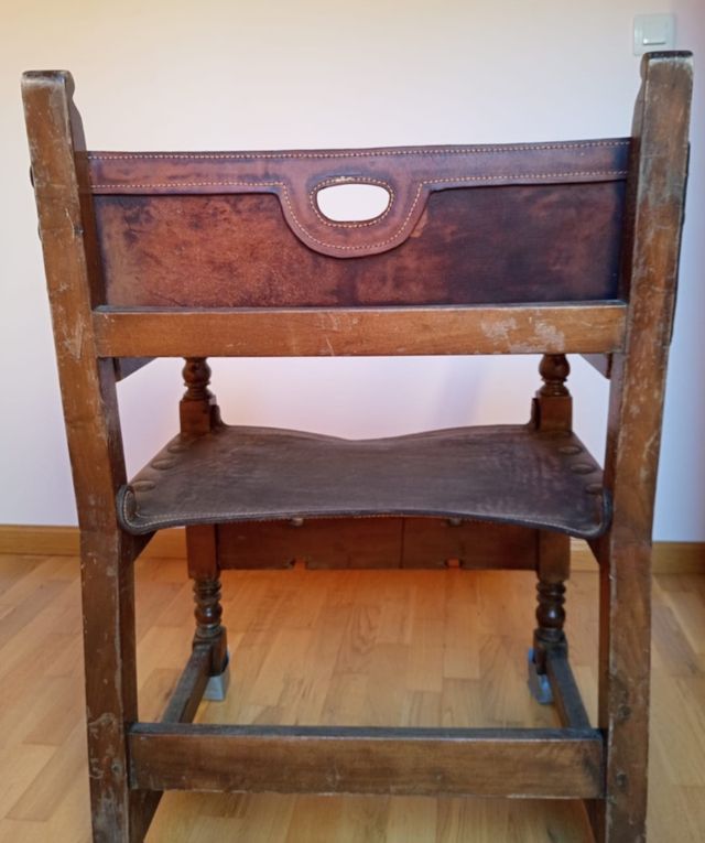 SILLON FRAILERO MADERA Y PIEL